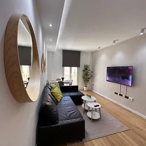 Appartement Capuchinos Deluxe, Málaga
